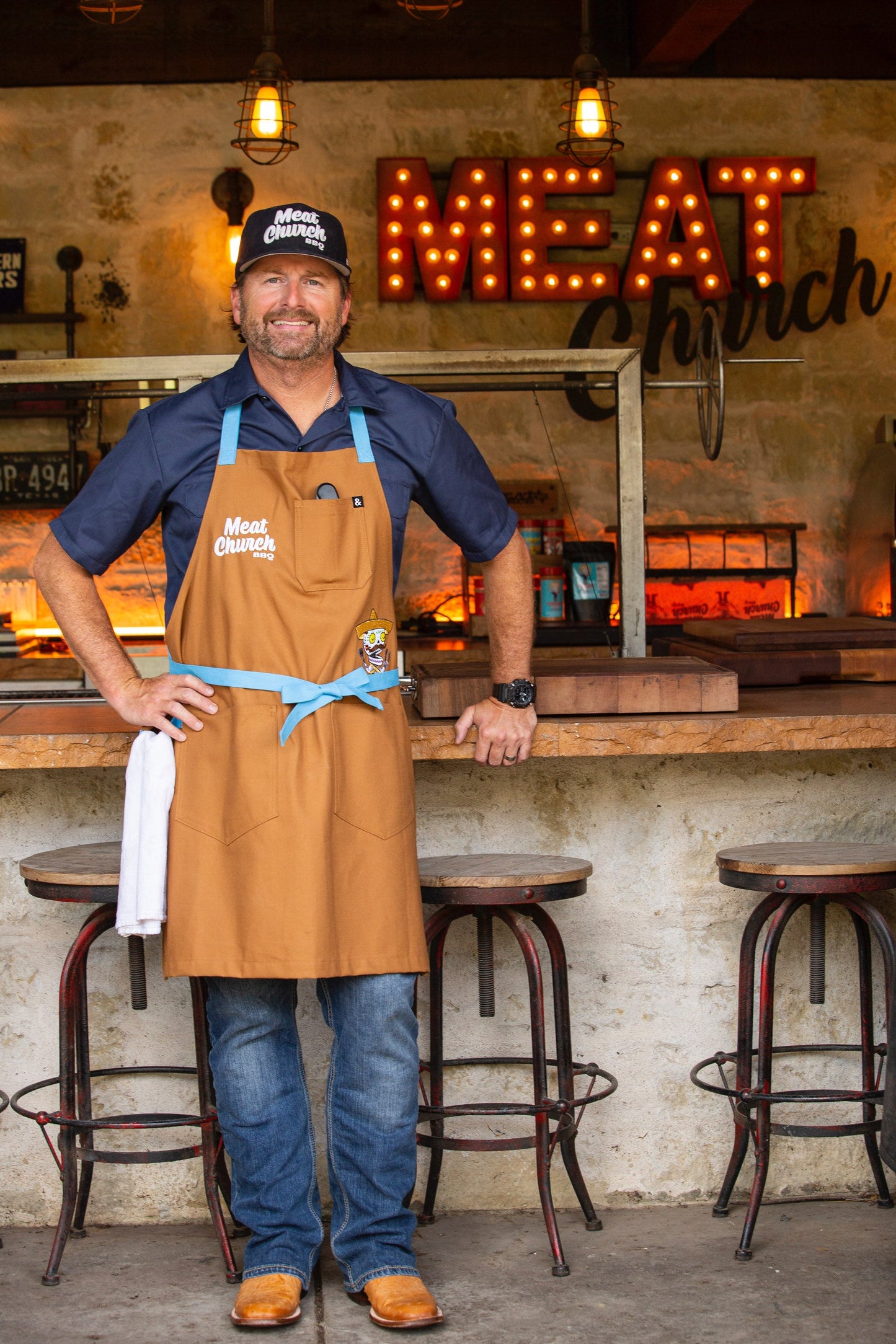hedley-and-bennett-meat-church-apron-duck-tan-n1 image_912805a7-8b3f-48b2-8698-64cb1afdc18a.jpg